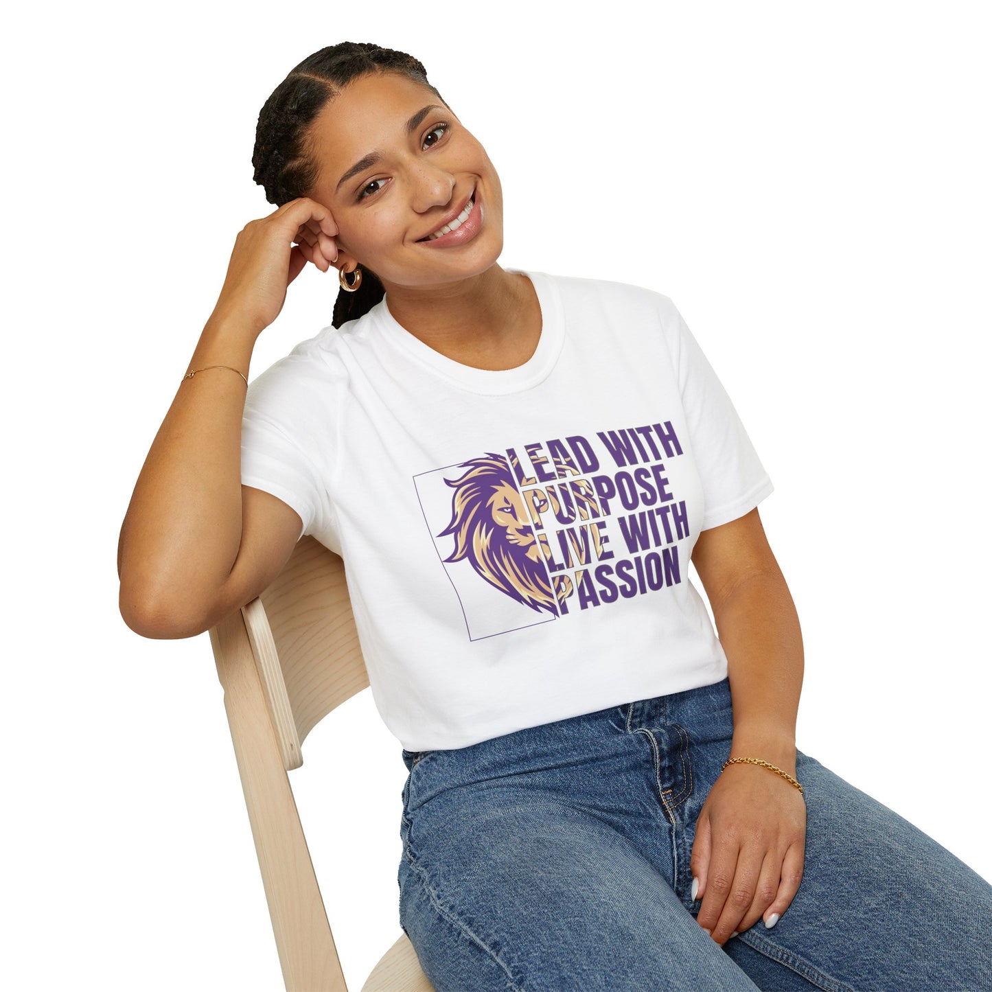 Inspiring Lion Graphic T-Shirt in Purple, Motivational Tee, Passionate Leadership Shirt, Unisex Shirt for Casual Wear